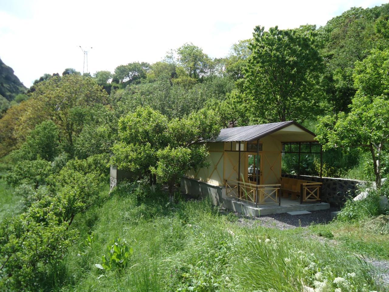 The River House Yeghegis Yekhegis Eksteriør billede